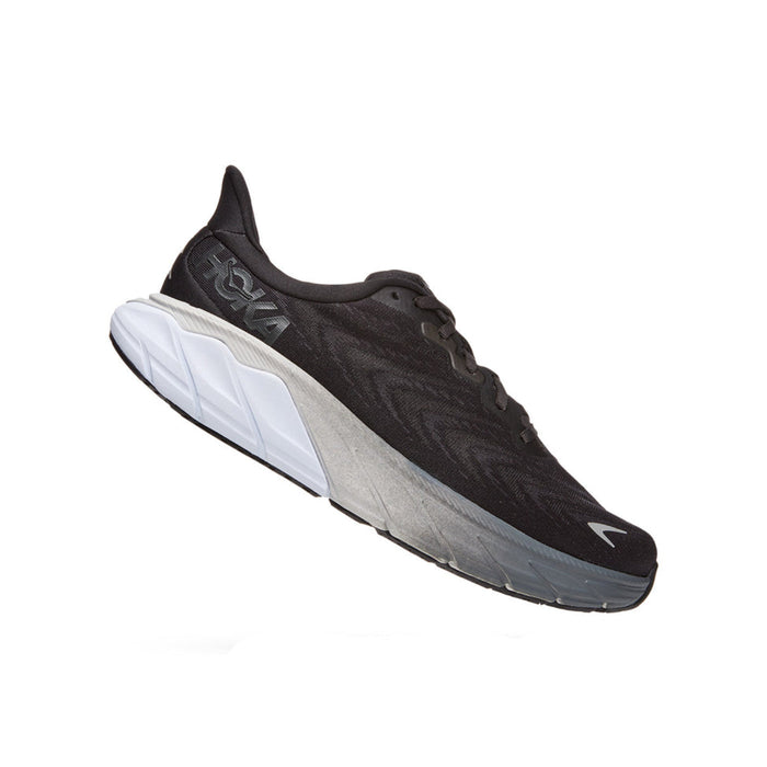 TENIS HOKA HOMBRE NEGRO Y BLANCO ARAHI 1123194BWHT